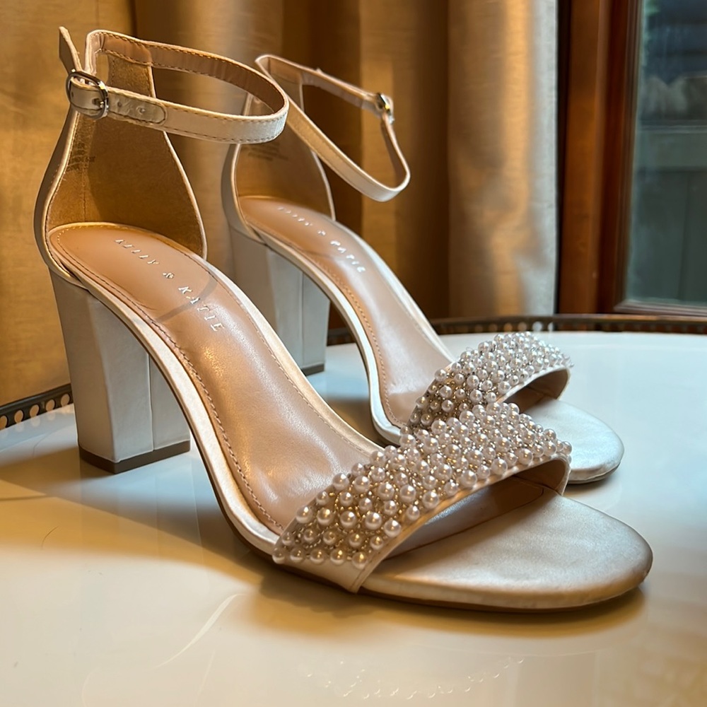 Pearl Block Heel Bridal Wedding Shoes Ivory